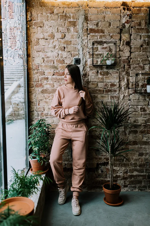 Fierce Sweatpants in Camel