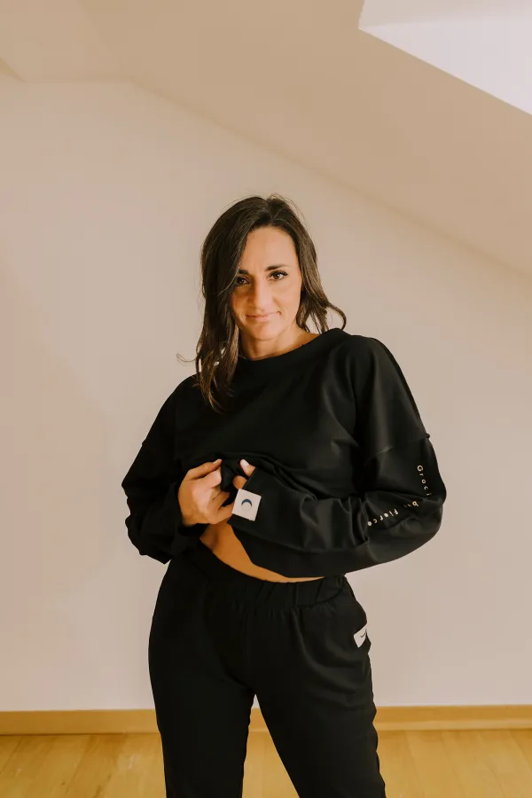 'Fierce' Sweatshirt in Bold Black
