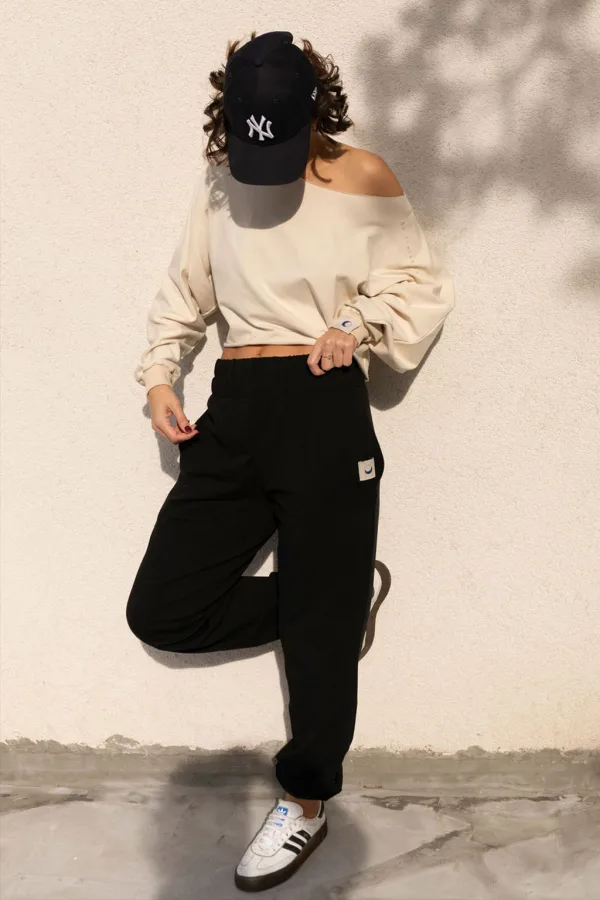 'Fierce' Sweatpants in Bold Black 3.0