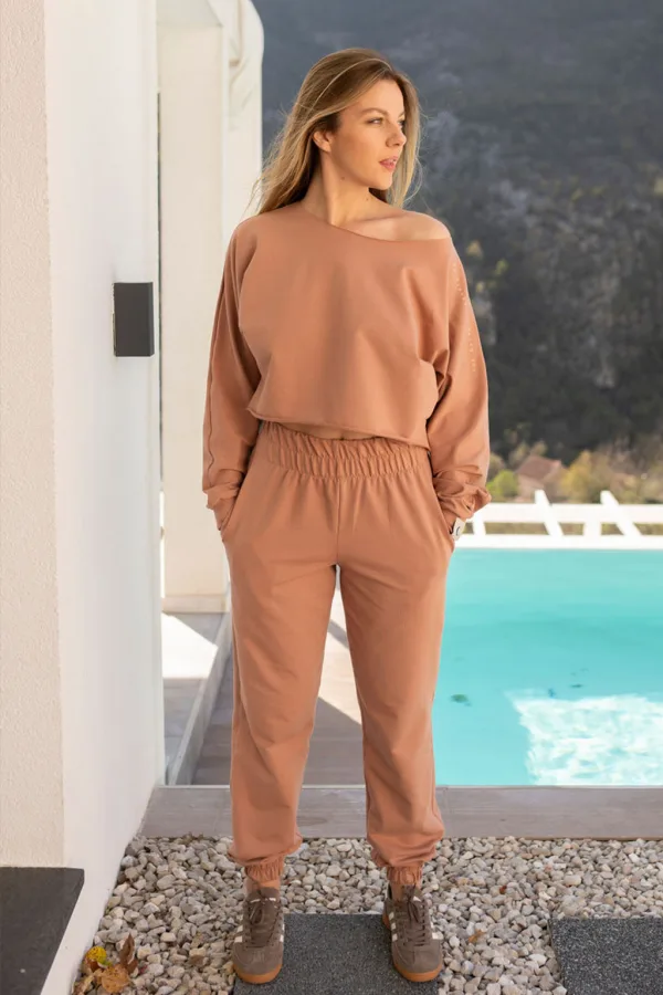 'Fierce' Sweatpants in Nude 3.0
