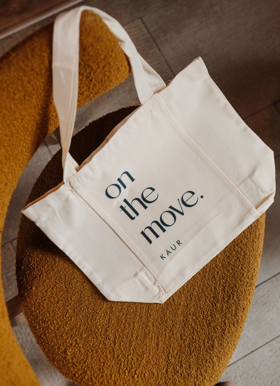 KAUR Tote Bag - On the move. - Image 2
