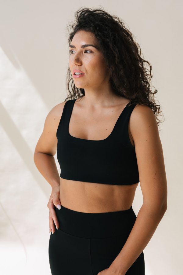 Movement Basic Top in Bold Black