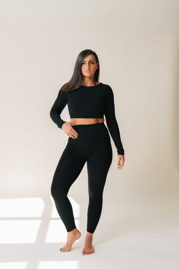 High Waist Leggings in Bold Black