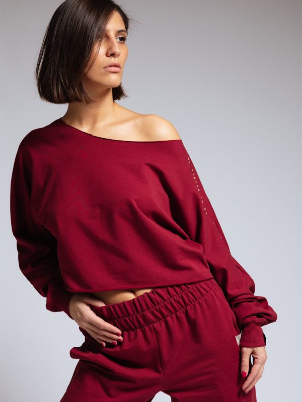 'Fierce' Cropped Sweatshirt in Burgundy