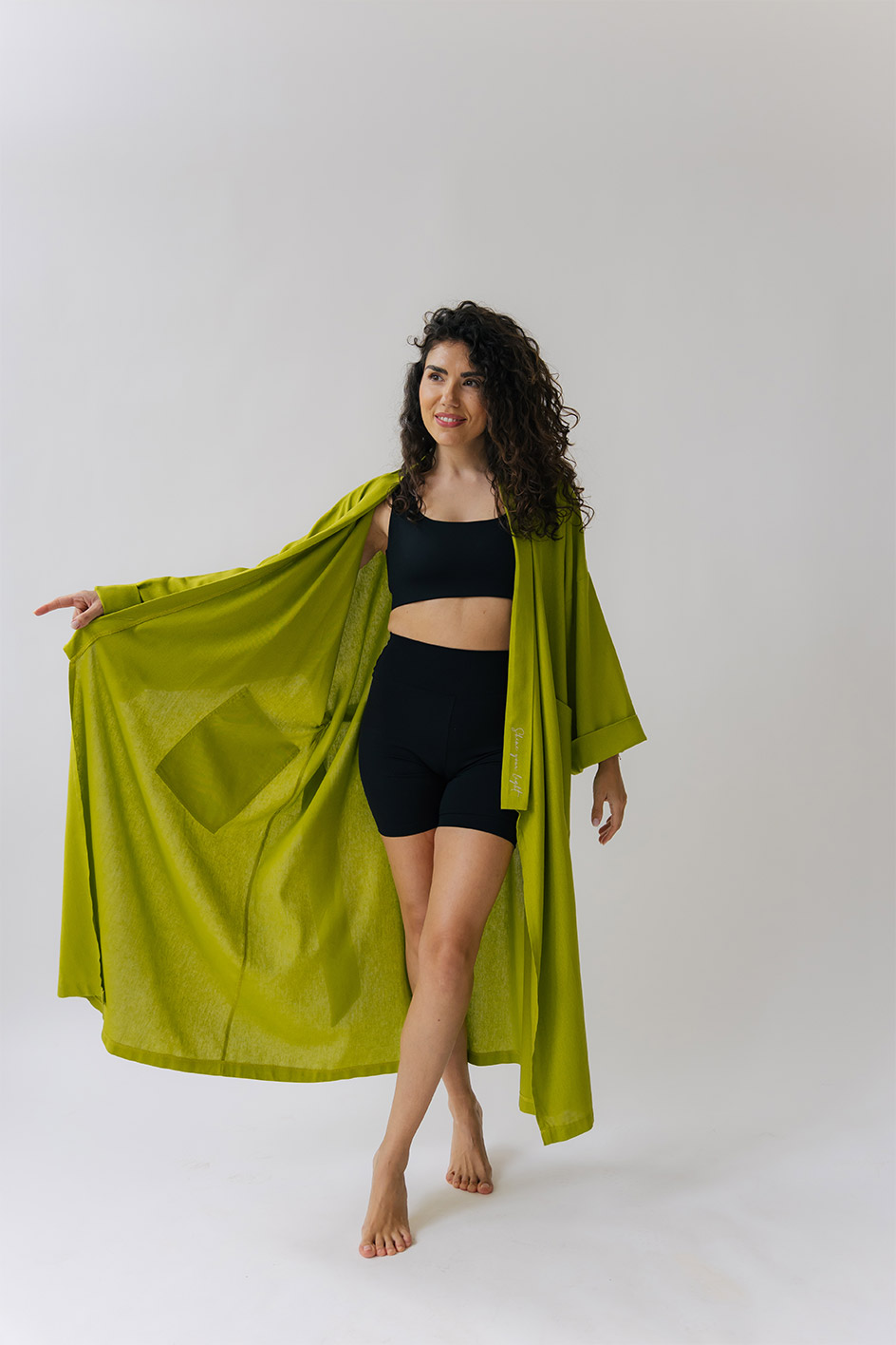 'Shine your light' Green Linen Kimono - Image 4