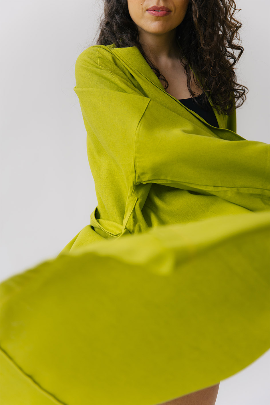 'Shine your light' Green Linen Kimono - Image 9