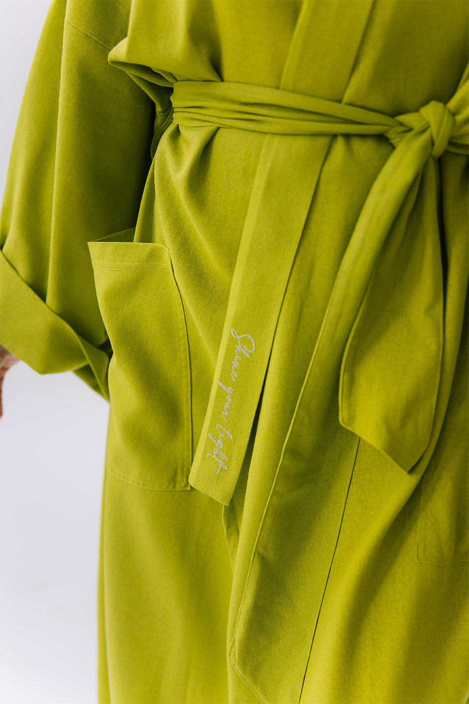 'Shine your light' Green Linen Kimono - Image 8